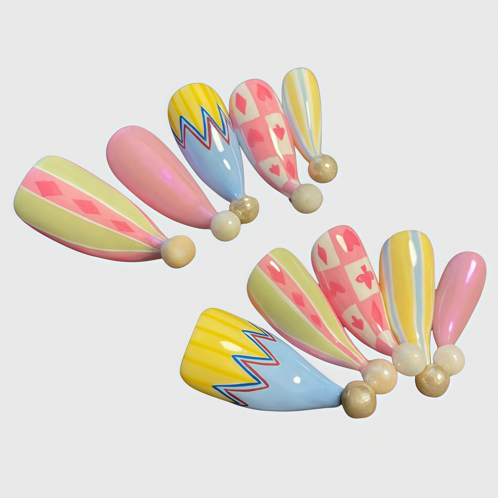Press On Nails Set in Stiletto Shape – Reusable with Colorful Diamond & Zigzag Patterns for Girls