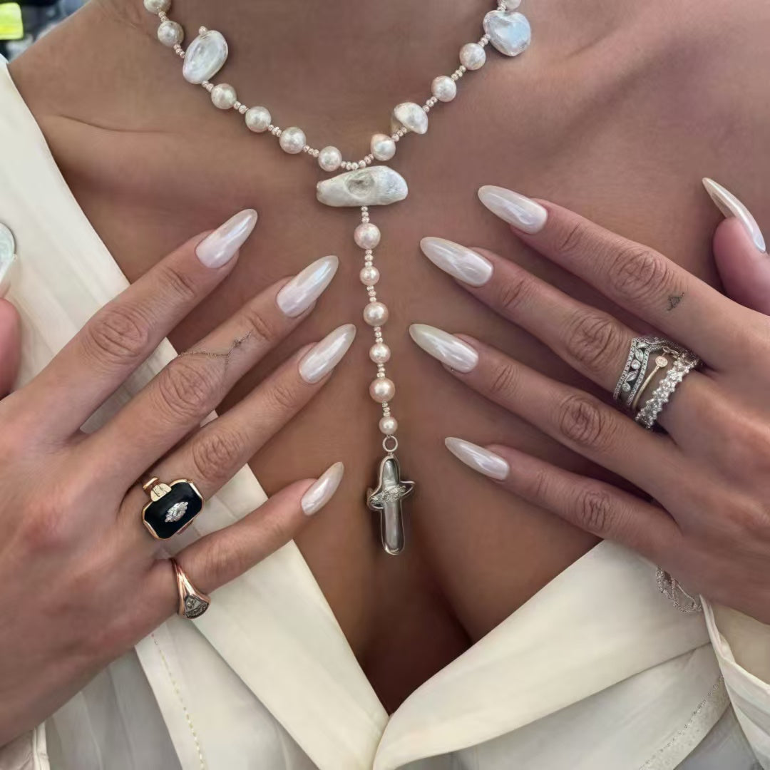 Pearl white Canvas