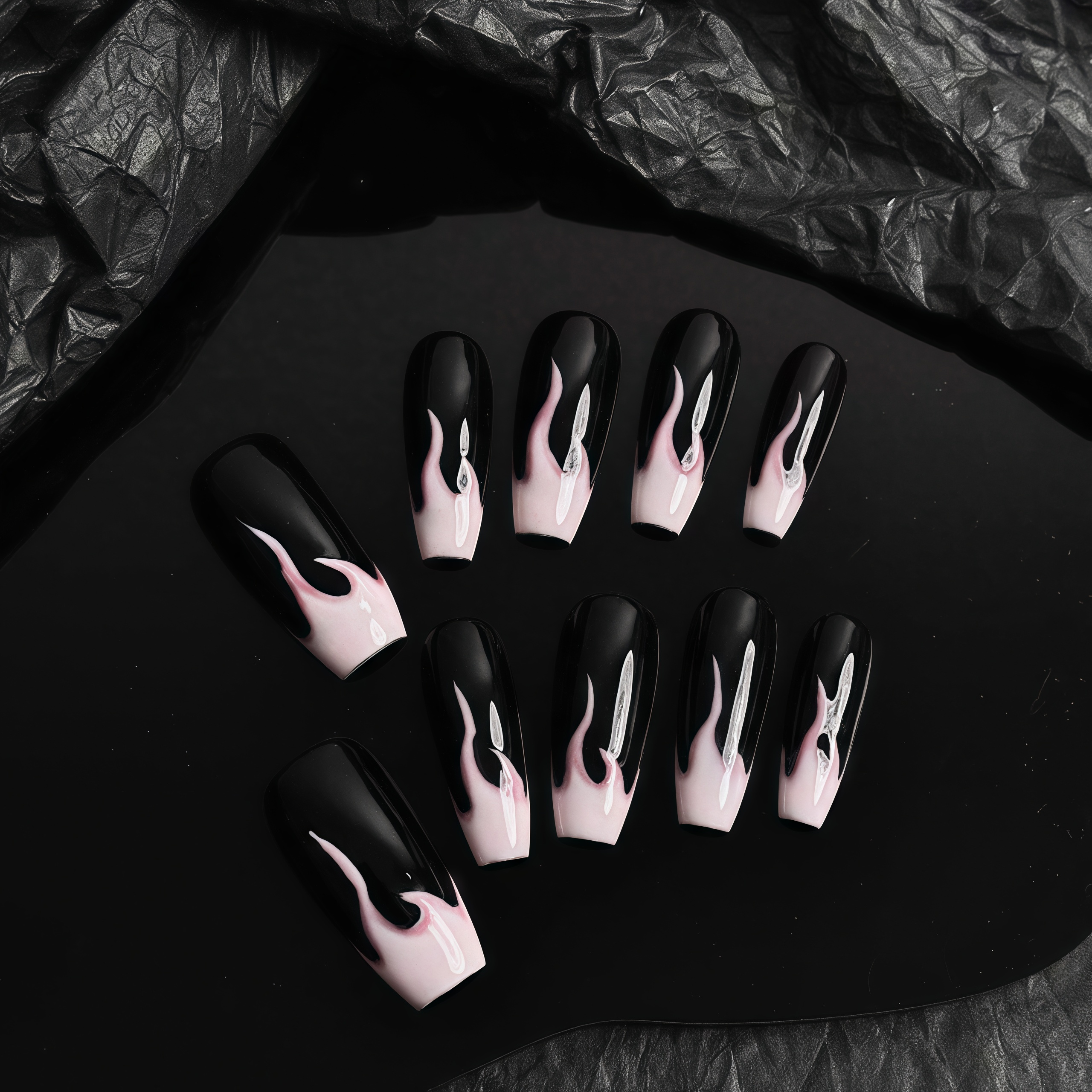 Black powder flame Secondary image